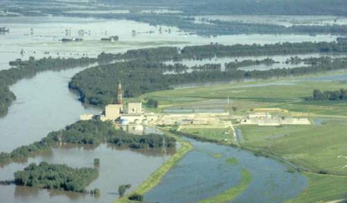 Midwest Floods: Both Nebraska Nuclear Power Stations Threatened  